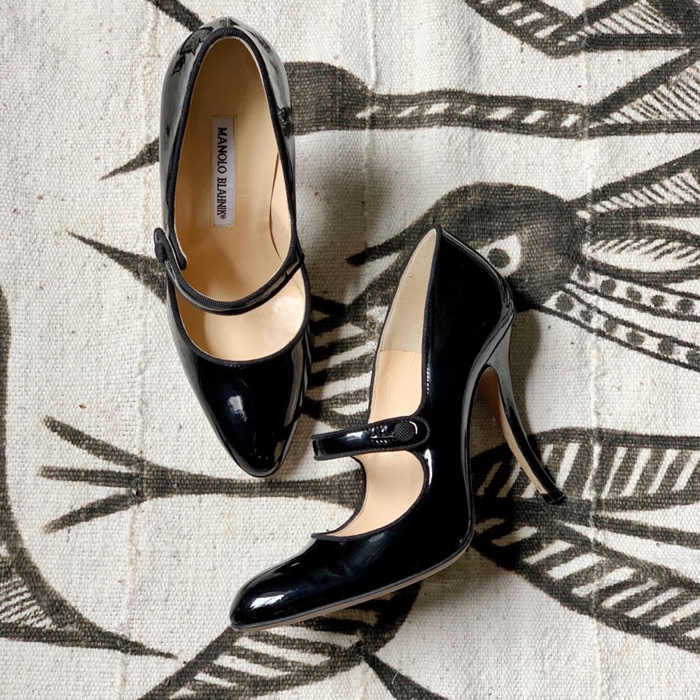 Manolo Blahnik CAMPY Pump